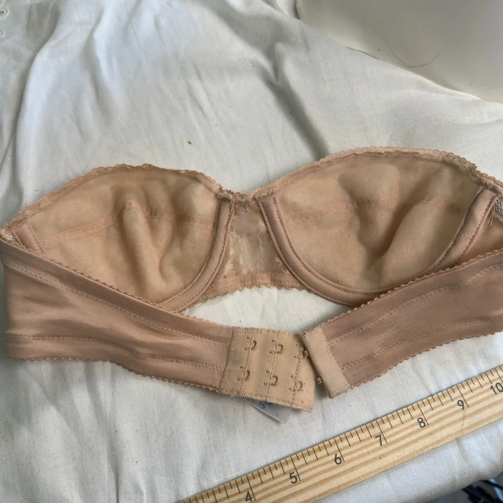Maidenform Pretty Shapely Vintage 80s Beige Lace Strapless Bra ILGWU USA 34A‎